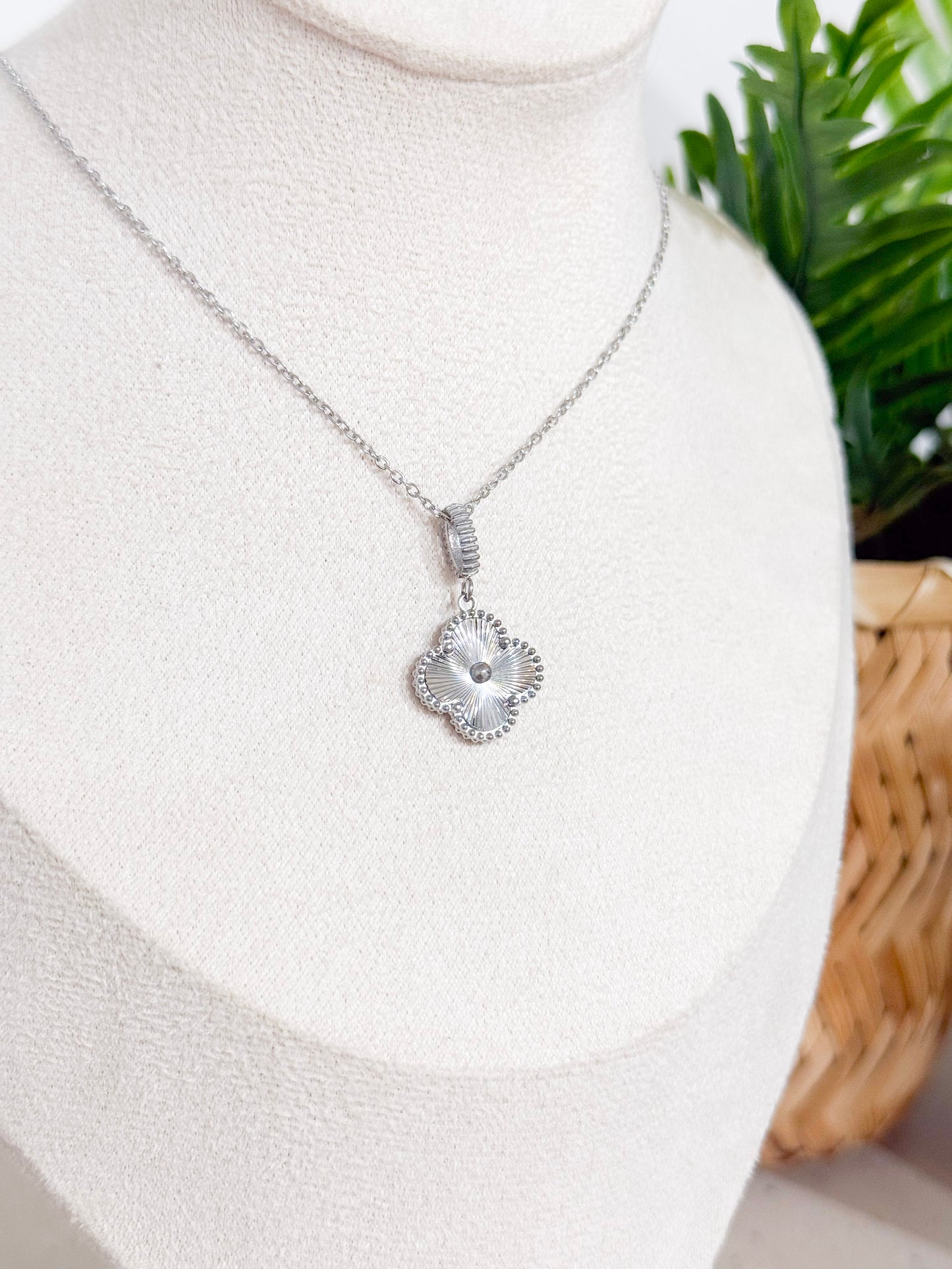 Solace Clover Necklace