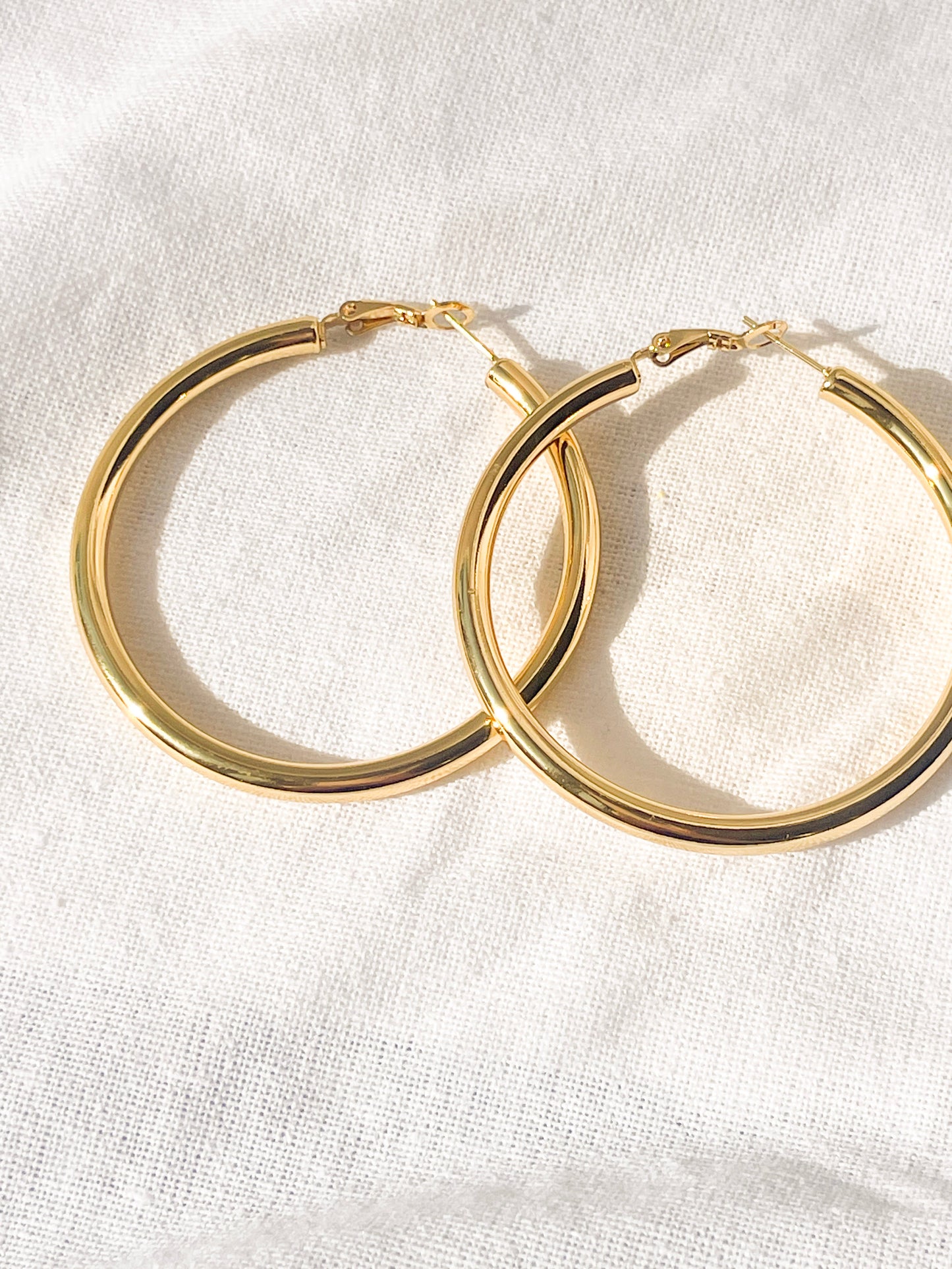 Lila Hoop Earring image 0