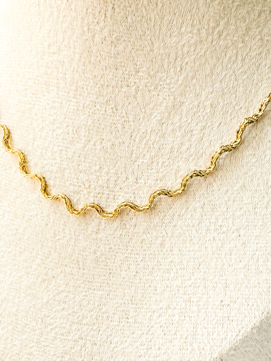 Lehar Wave Necklace