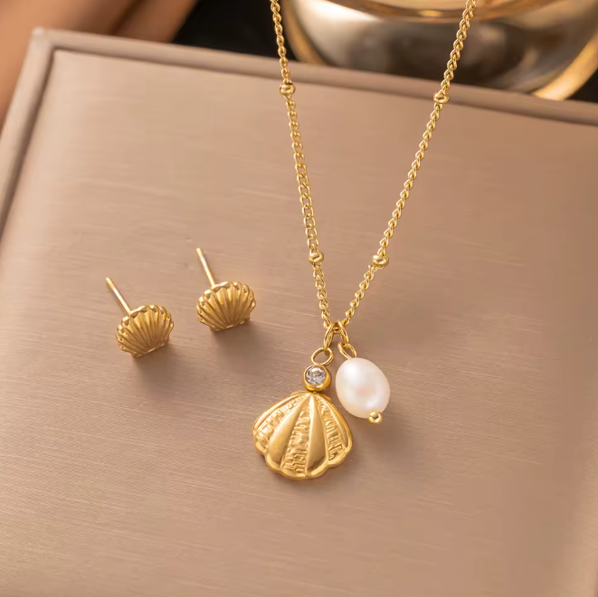 Seashell Pearl Necklace and Earrings