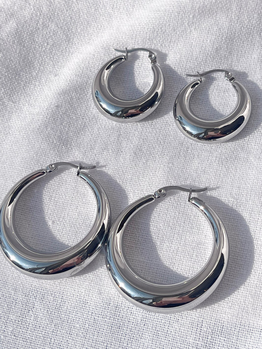 Luna Hoop Earring - Silver image 0