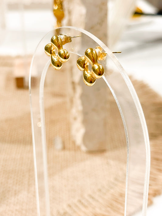 Gold Bubble flower stud earring image 1