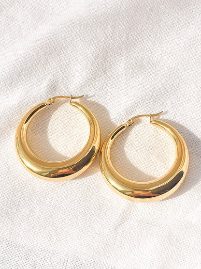 Luna Hoop Earring image 0
