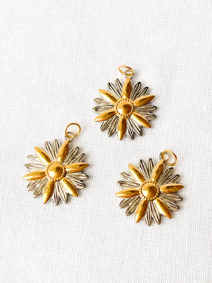 Golden Full Blossom Charm image 0