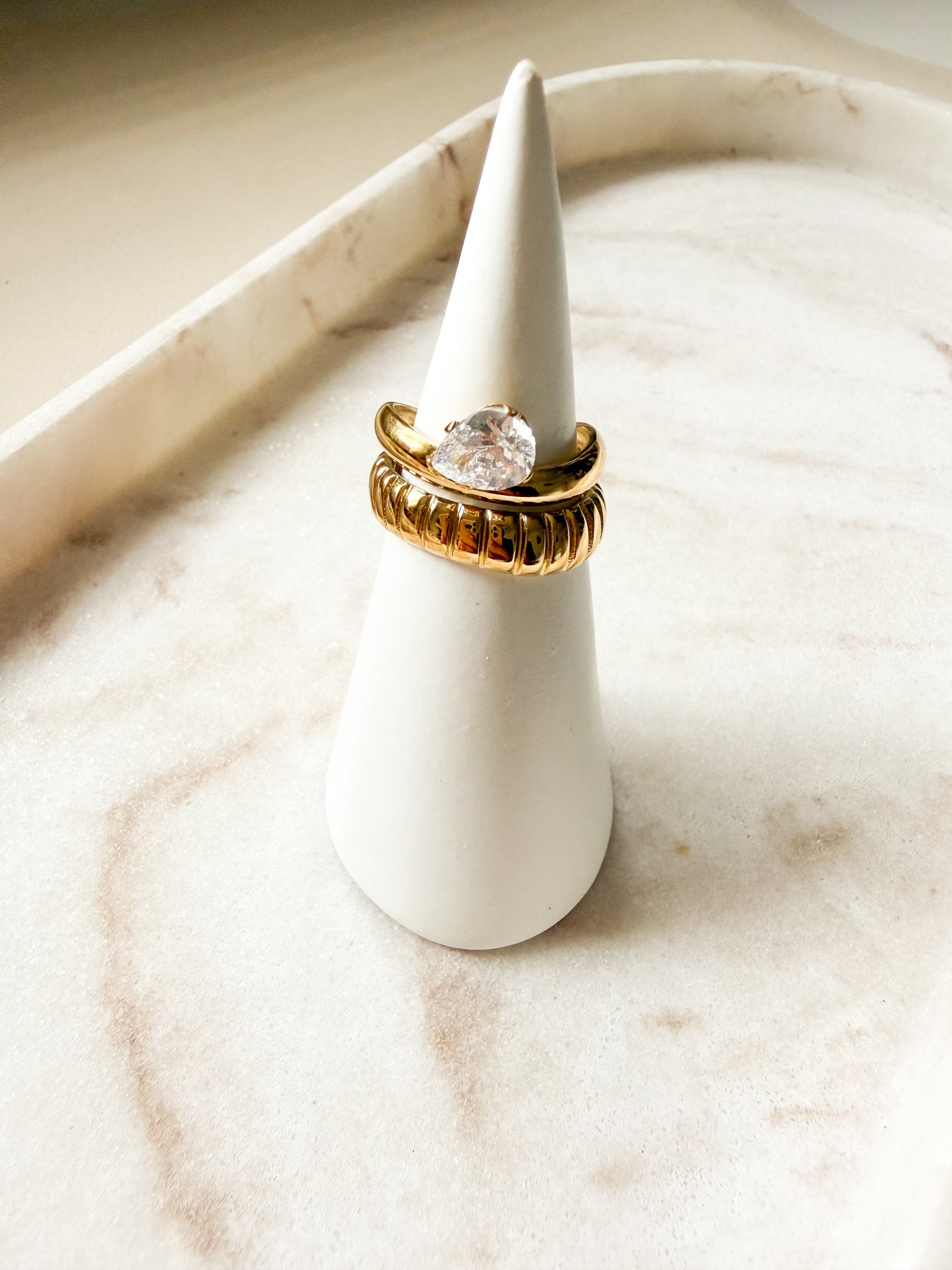 Teardrop Ridge Ring