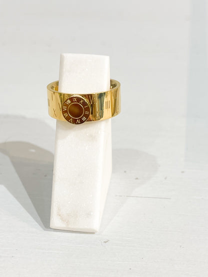 Gold Roman Ring49 image 0