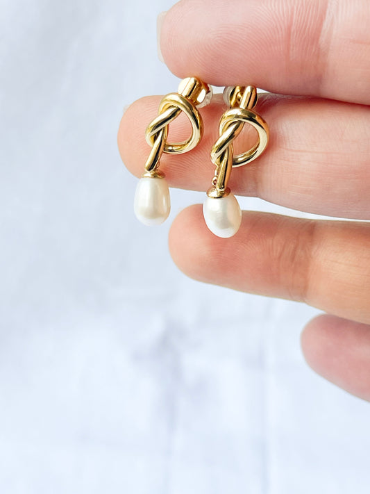 Love Knot Pearl Earring image 1