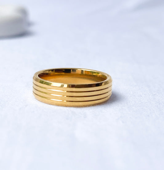 Goldie Ring10 image 0
