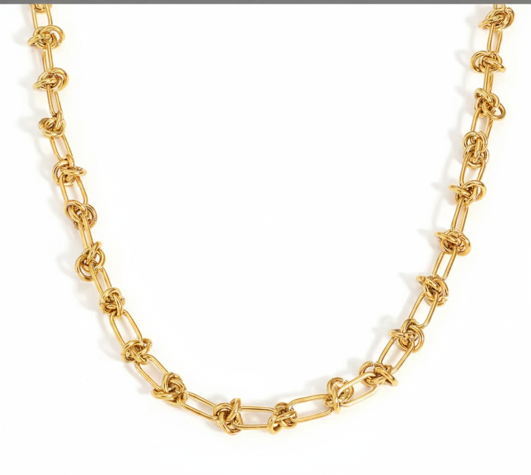 Minimal Muse Necklace