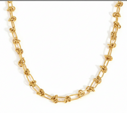 Minimal Muse Necklace