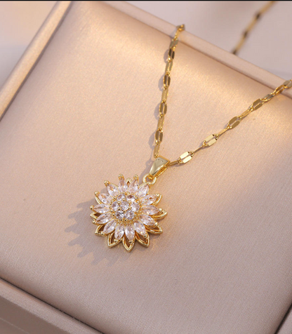 Sun Flower Spinner Necklace