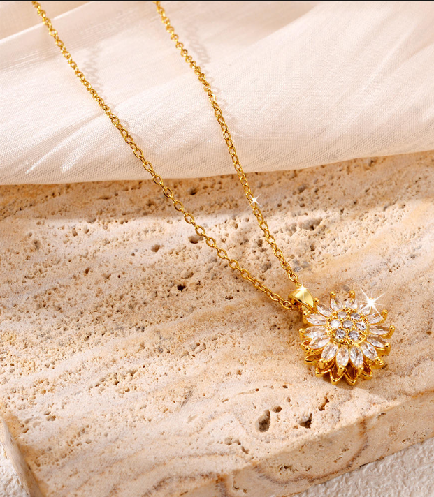Sun Flower Spinner Necklace