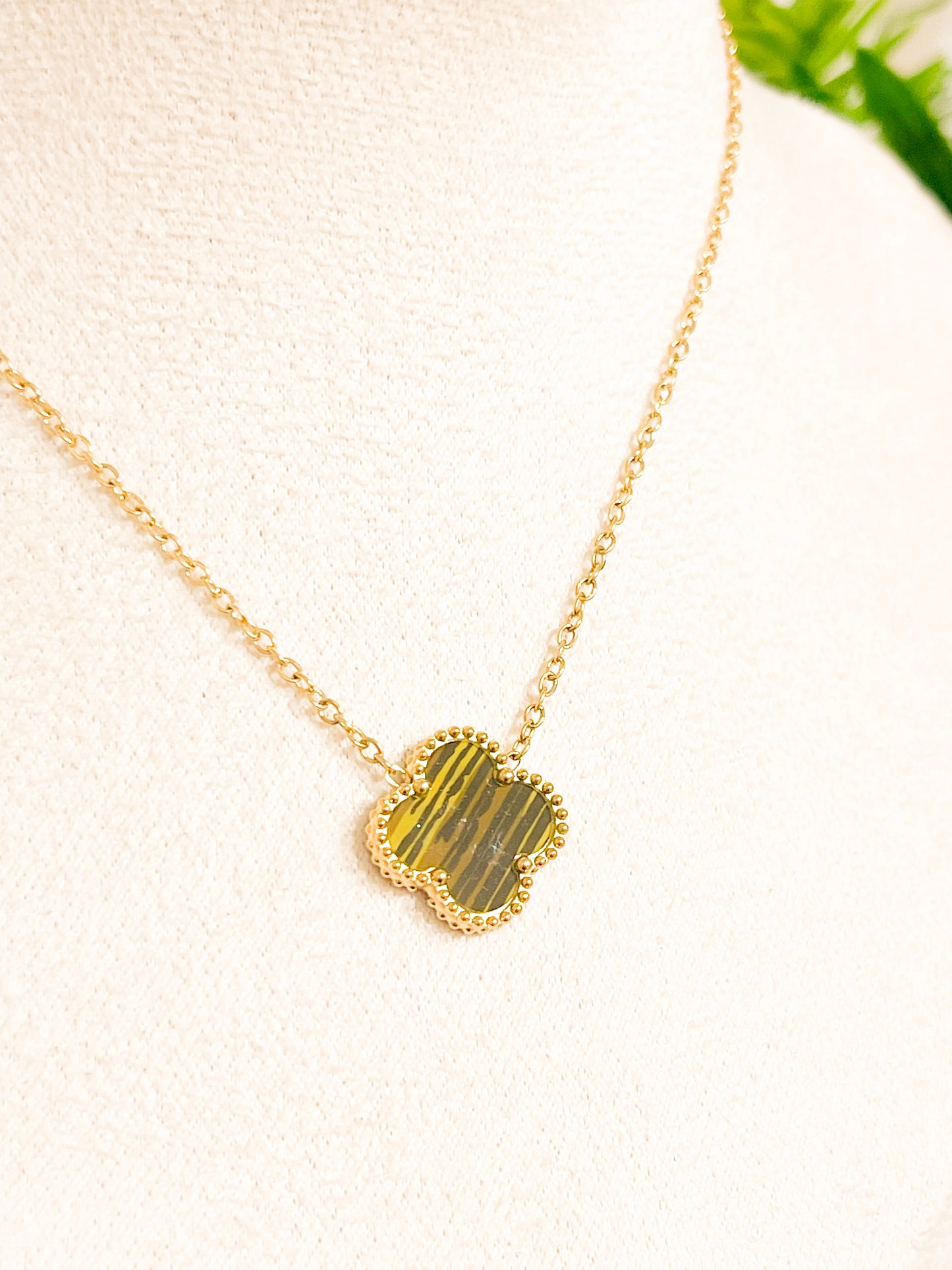 Tiger Eye Clover Necklace