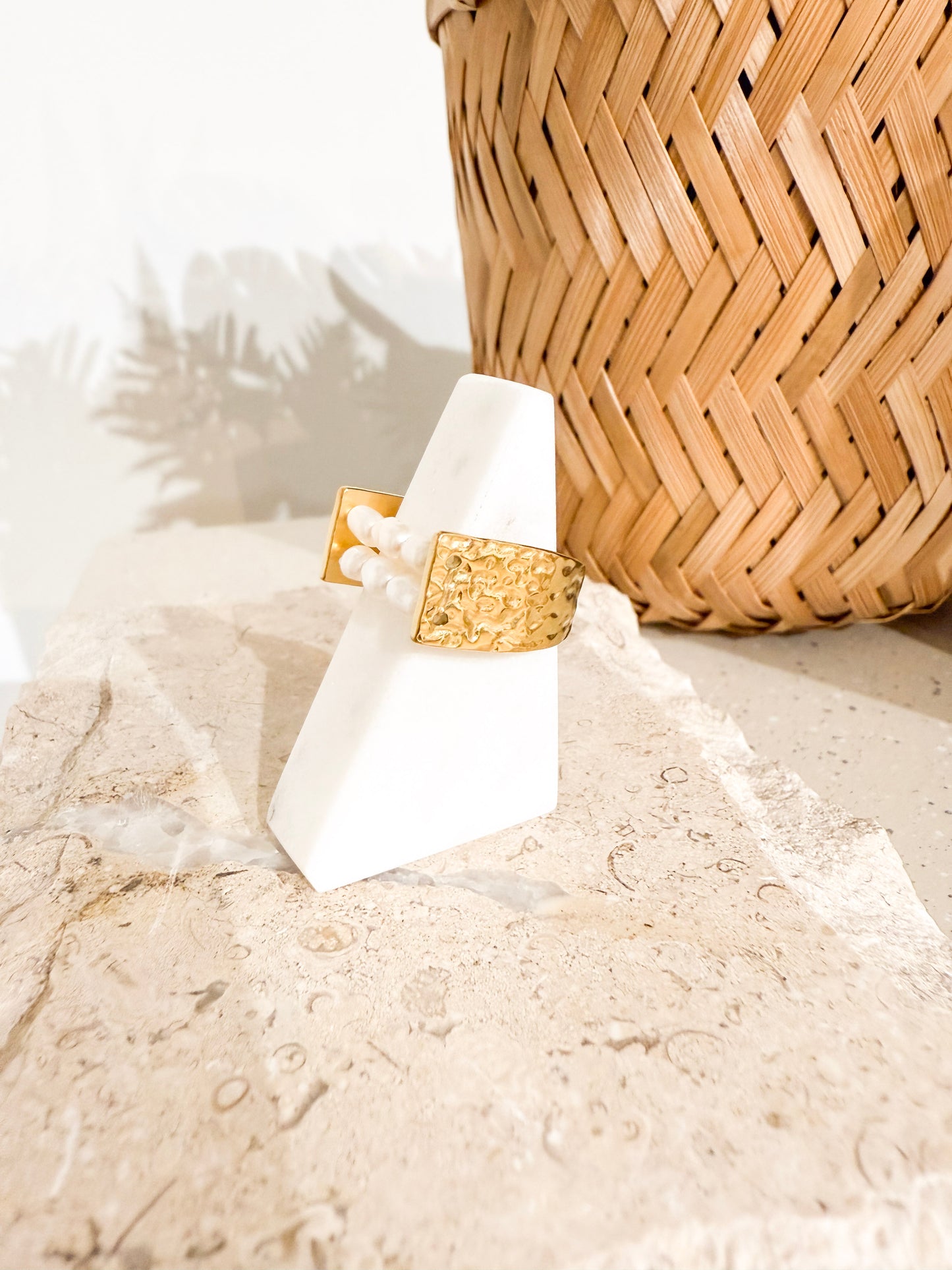U Pearl Ring