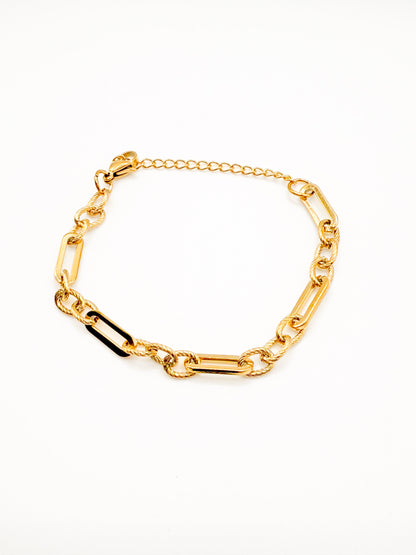 Twist & Clip Link Bracelet