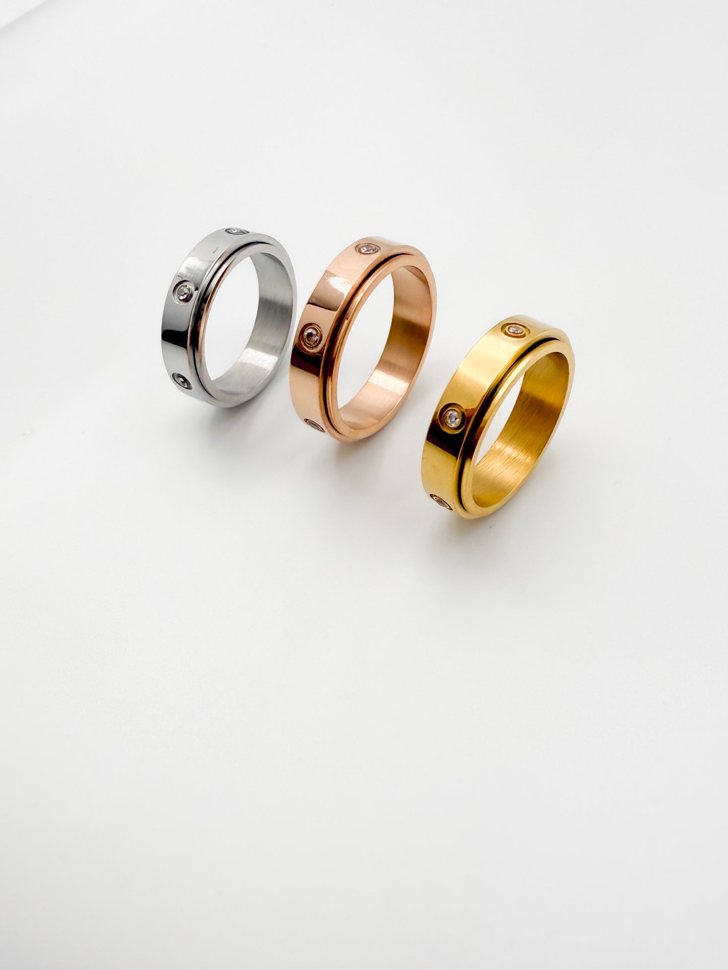 The Solace Spinner Ring